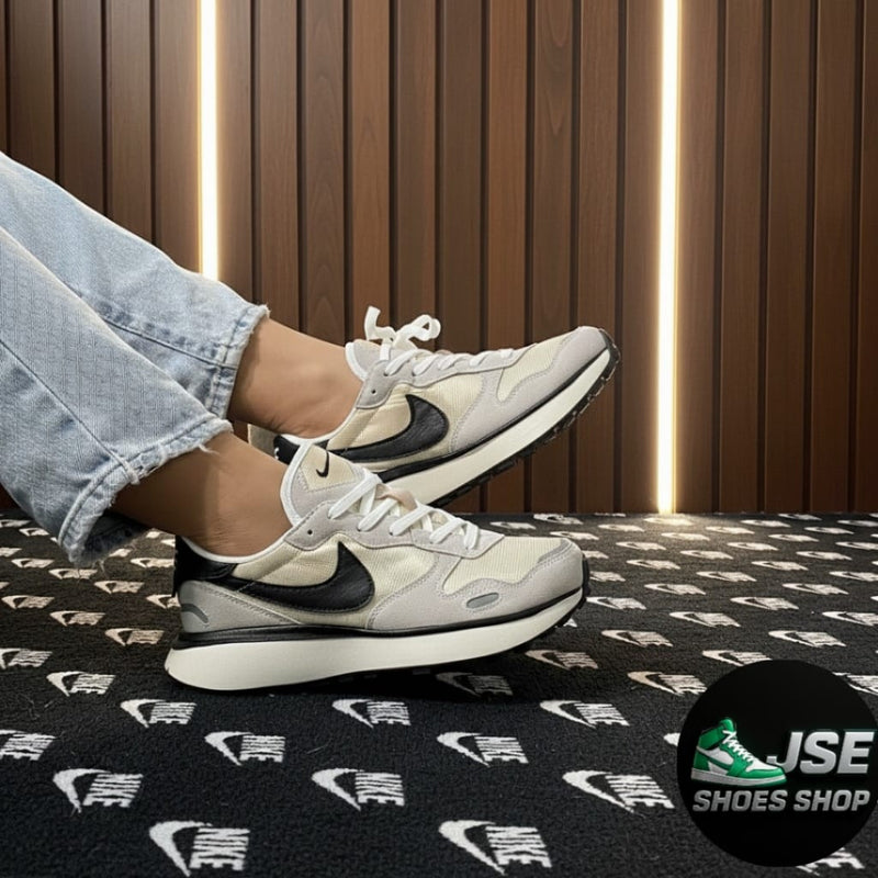 Nike Phoenix Waffle